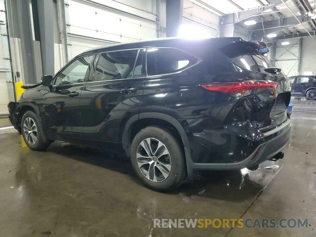 2 Фотография поврежденного автомобиля 5TDGZRBH0MS069270 TOYOTA HIGHLANDER 2021