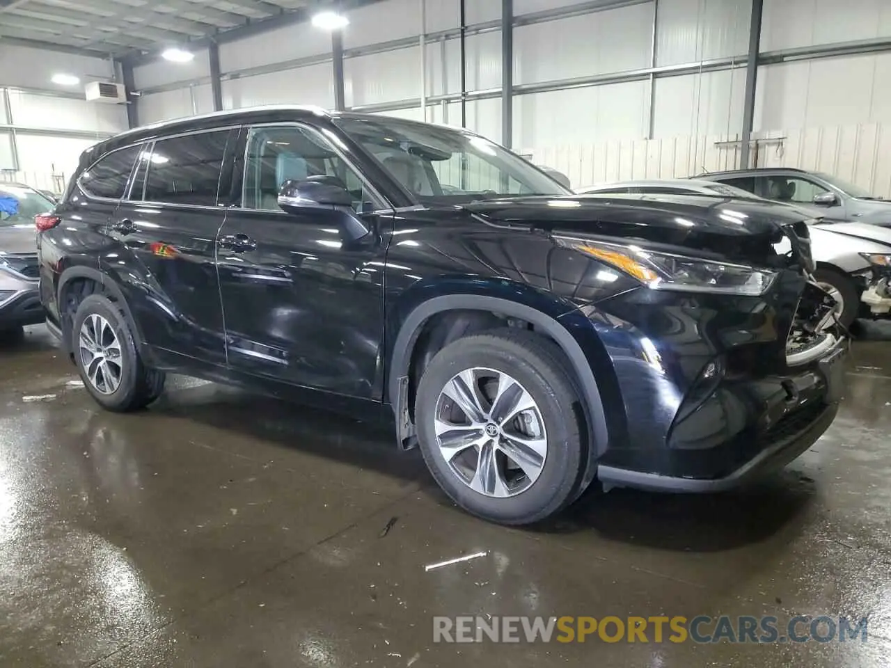 4 Фотография поврежденного автомобиля 5TDGZRBH0MS069270 TOYOTA HIGHLANDER 2021
