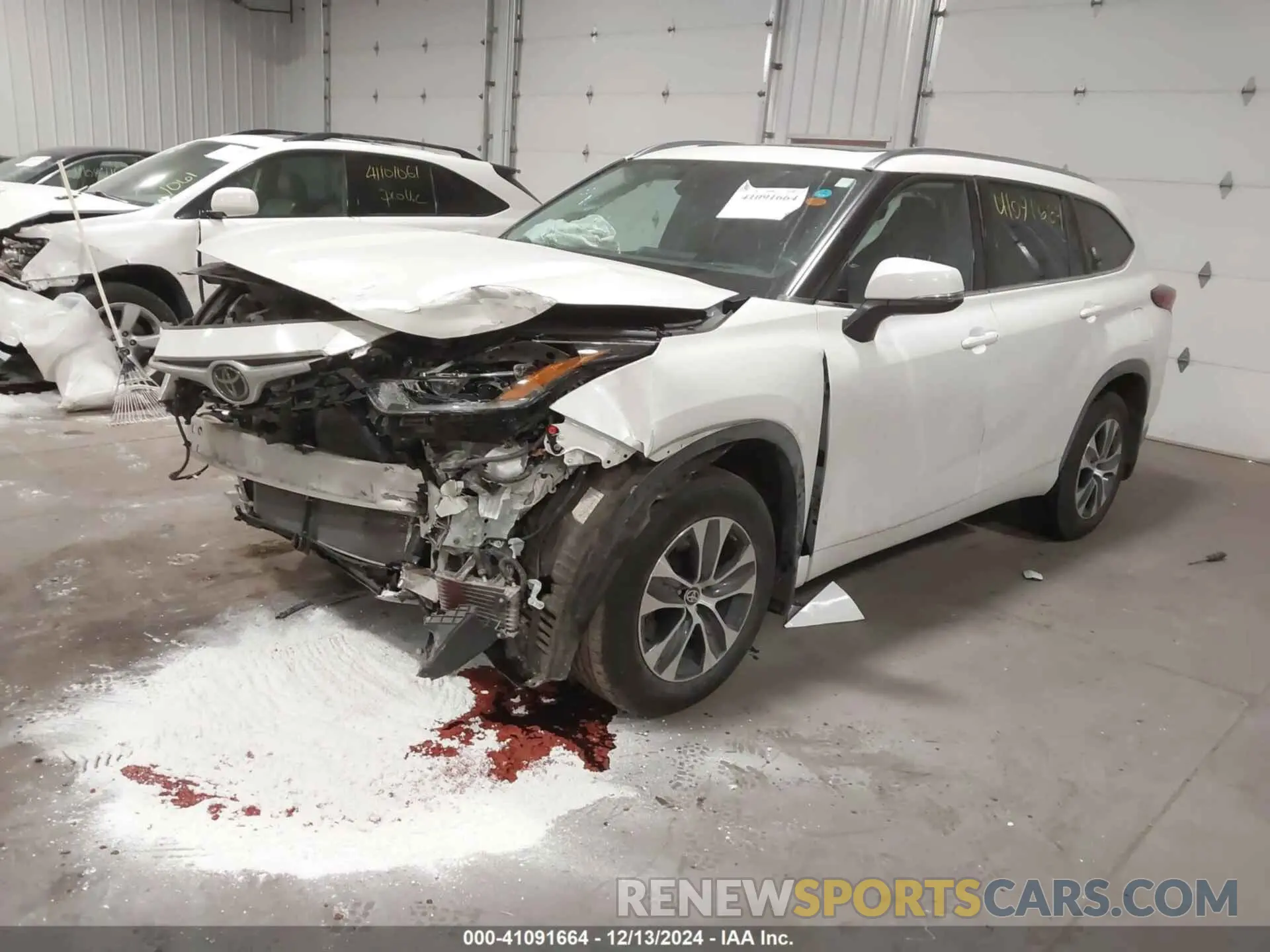 2 Фотография поврежденного автомобиля 5TDGZRBH0MS101425 TOYOTA HIGHLANDER 2021