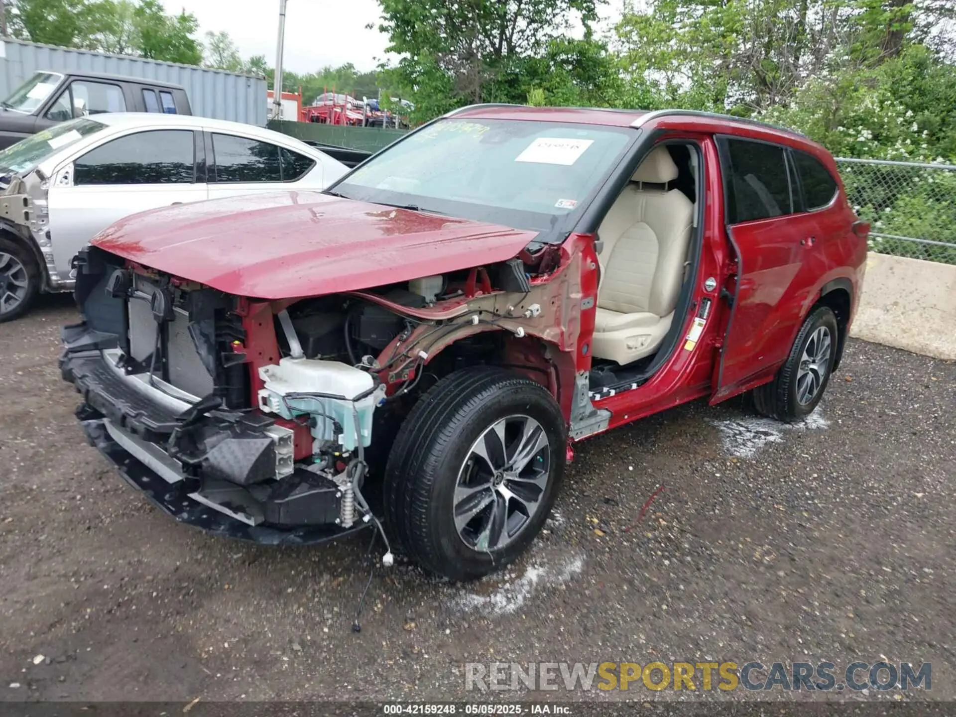 2 Фотография поврежденного автомобиля 5TDGZRBH0MS132061 TOYOTA HIGHLANDER 2021