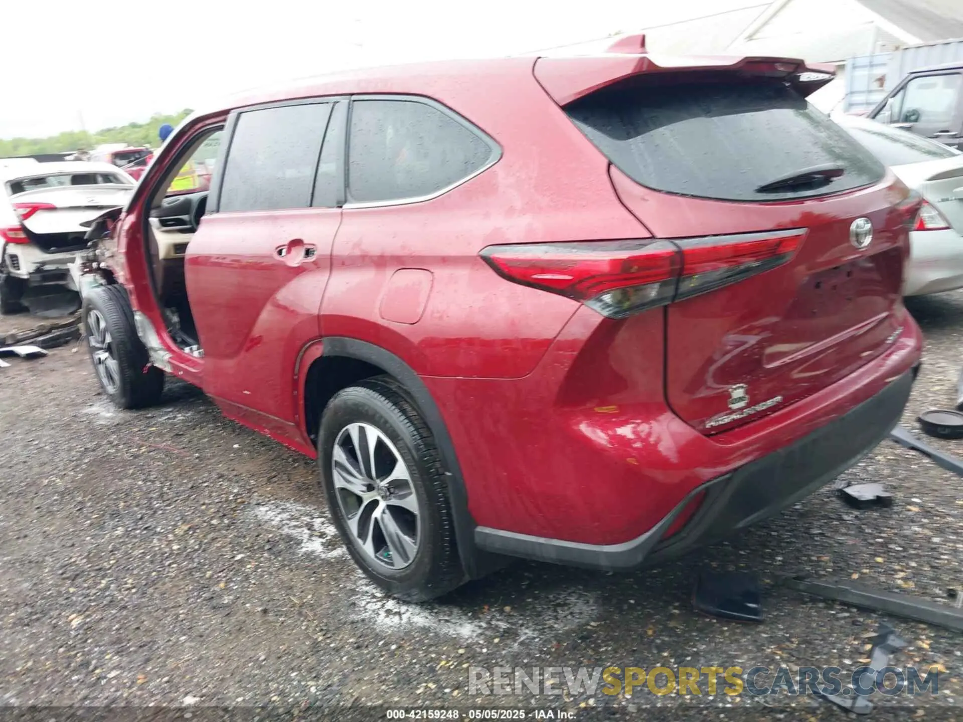 3 Фотография поврежденного автомобиля 5TDGZRBH0MS132061 TOYOTA HIGHLANDER 2021