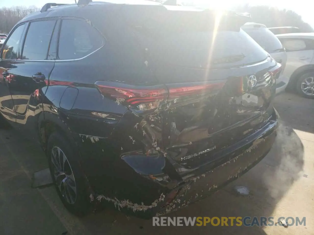 9 Photograph of a damaged car 5TDGZRBH1MS551410 TOYOTA HIGHLANDER 2021