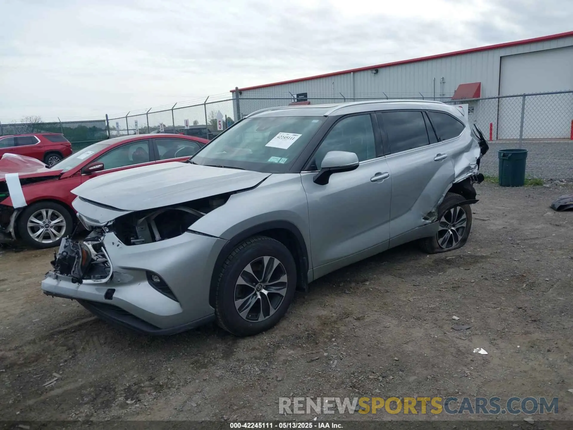 2 Photograph of a damaged car 5TDGZRBH2MS106593 TOYOTA HIGHLANDER 2021