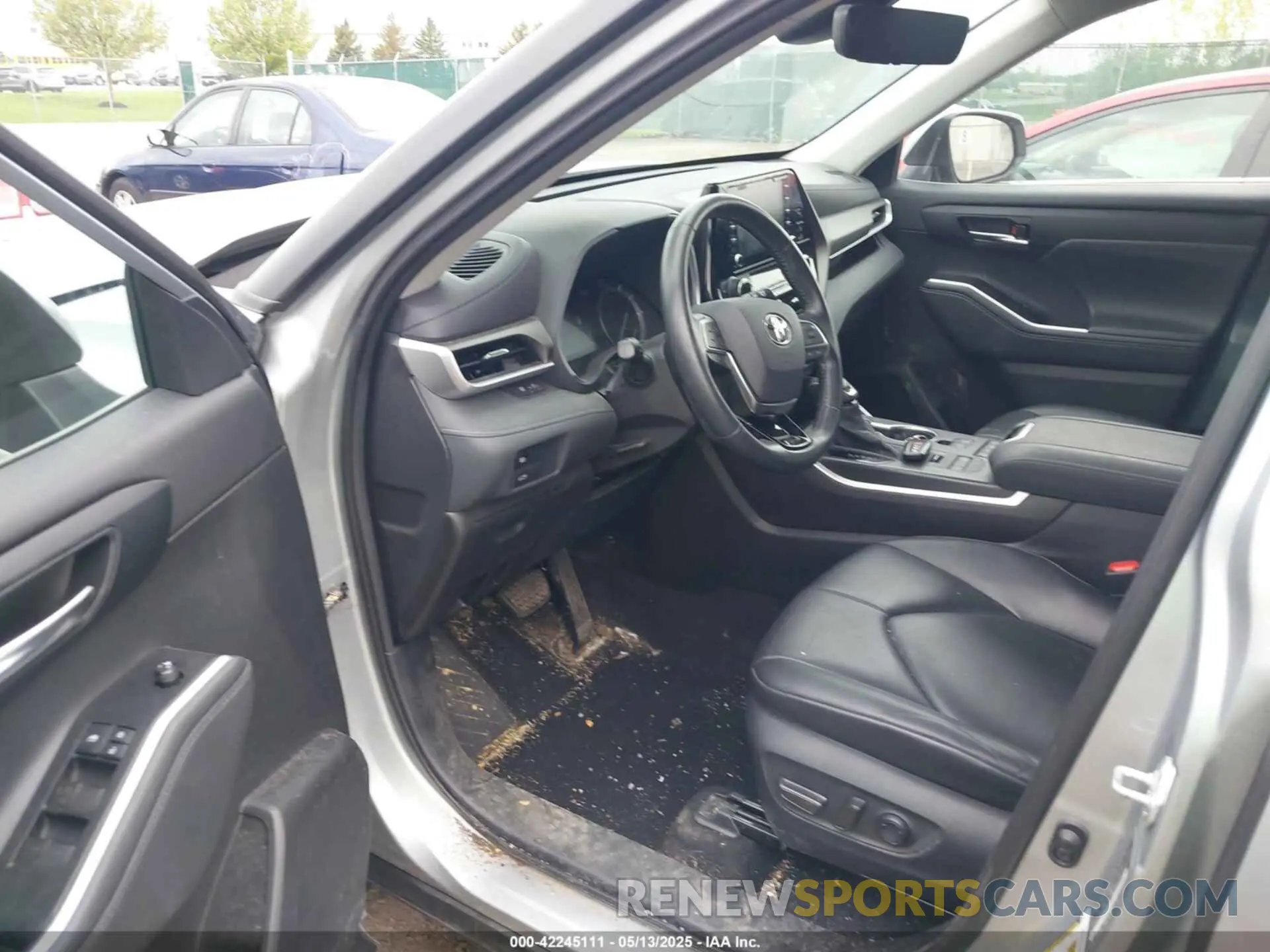 5 Photograph of a damaged car 5TDGZRBH2MS106593 TOYOTA HIGHLANDER 2021