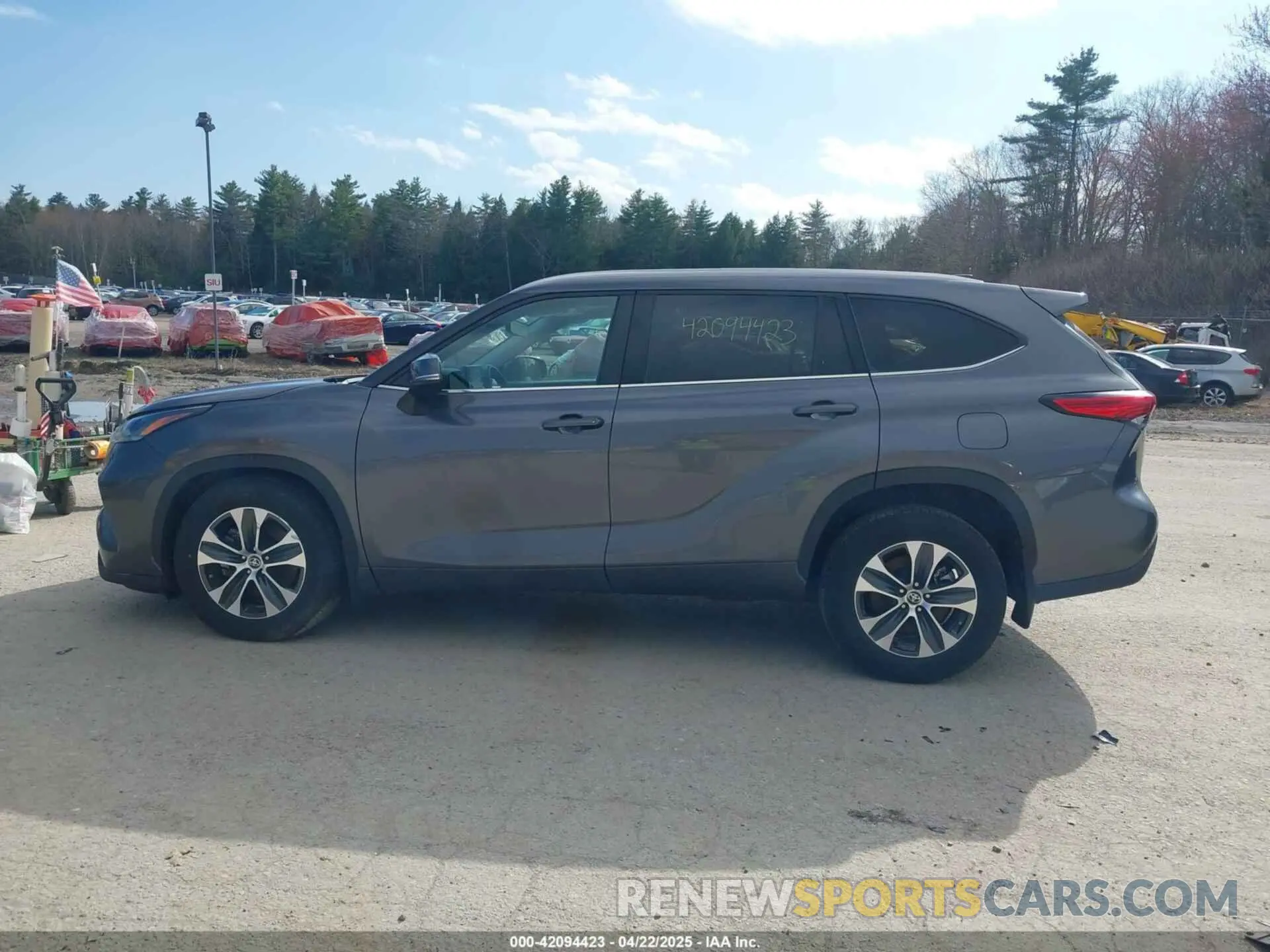 14 Photograph of a damaged car 5TDGZRBH2MS127119 TOYOTA HIGHLANDER 2021