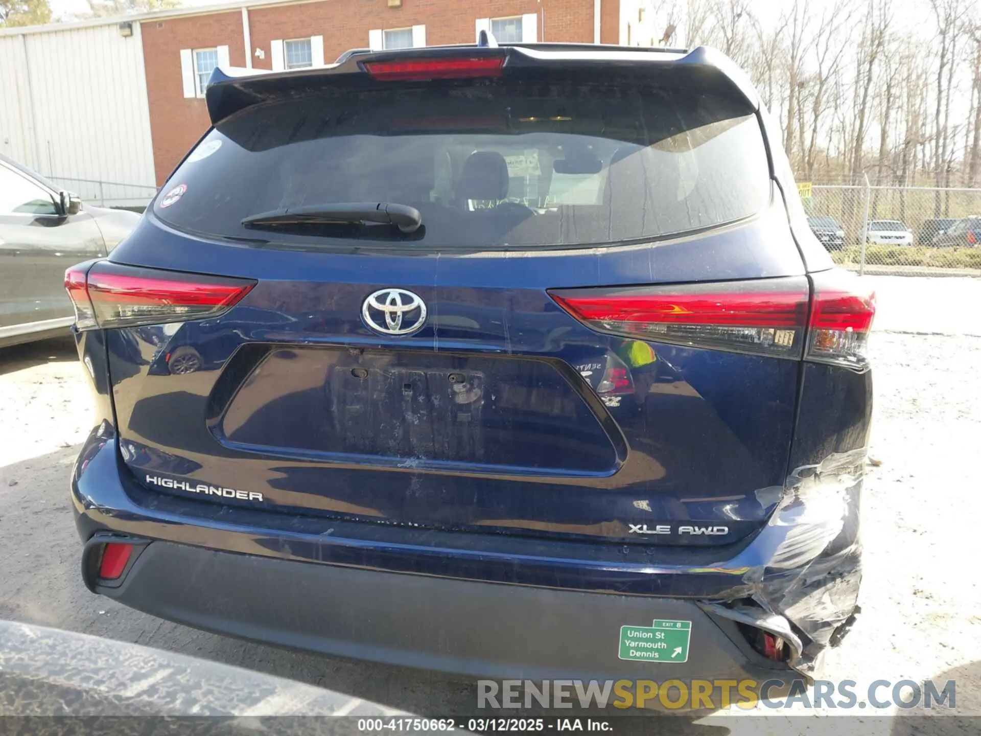 16 Photograph of a damaged car 5TDGZRBH2MS142347 TOYOTA HIGHLANDER 2021