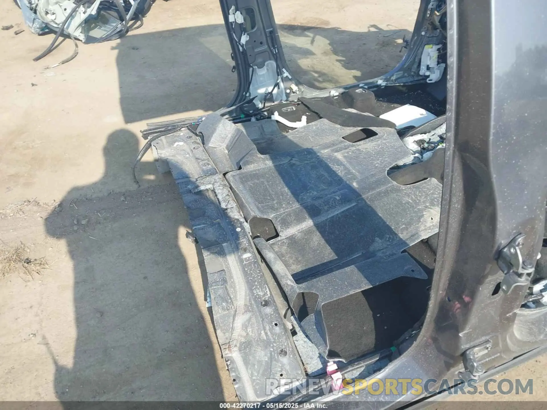 8 Photograph of a damaged car 5TDGZRBH3MS533765 TOYOTA HIGHLANDER 2021