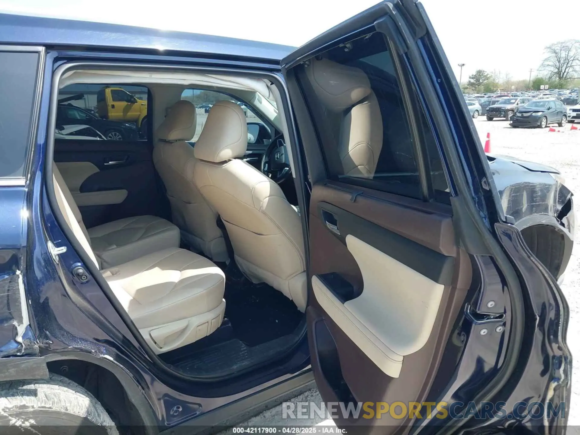 8 Фотография поврежденного автомобиля 5TDGZRBH4MS543611 TOYOTA HIGHLANDER 2021