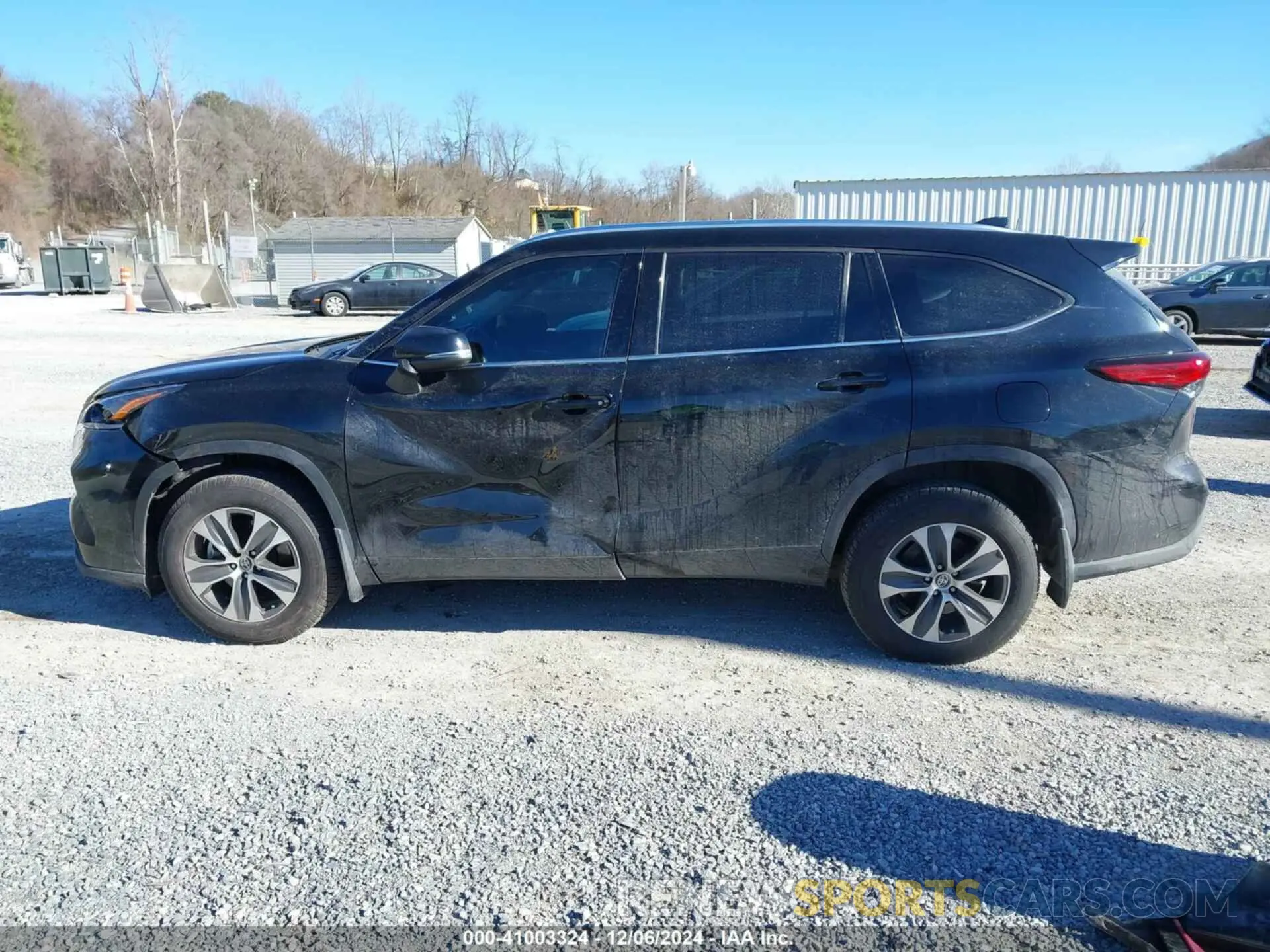 14 Photograph of a damaged car 5TDGZRBH4MS554138 TOYOTA HIGHLANDER 2021