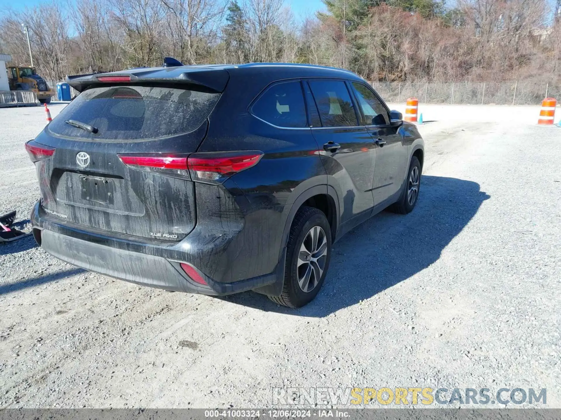 4 Photograph of a damaged car 5TDGZRBH4MS554138 TOYOTA HIGHLANDER 2021