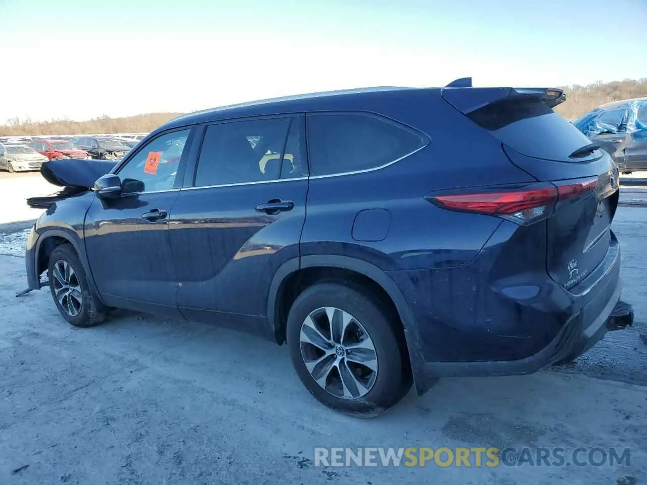 2 Photograph of a damaged car 5TDGZRBH5MS107592 TOYOTA HIGHLANDER 2021