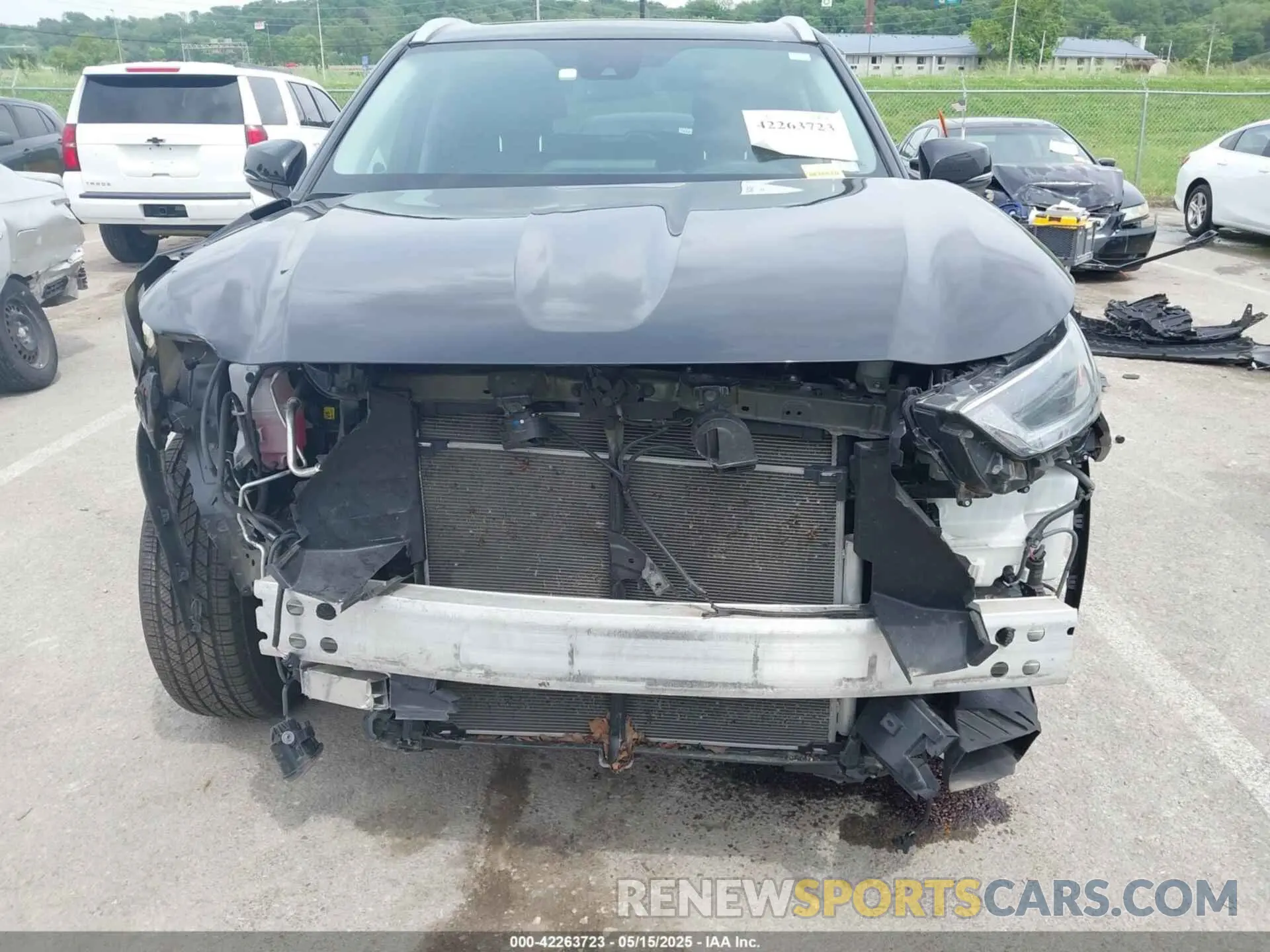 13 Photograph of a damaged car 5TDGZRBH5MS160549 TOYOTA HIGHLANDER 2021
