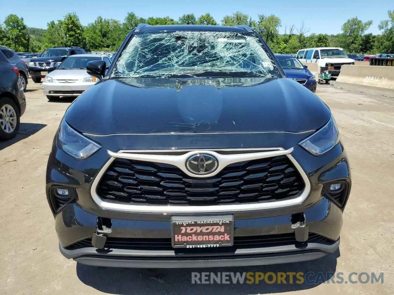 5 Photograph of a damaged car 5TDGZRBH6MS095582 TOYOTA HIGHLANDER 2021