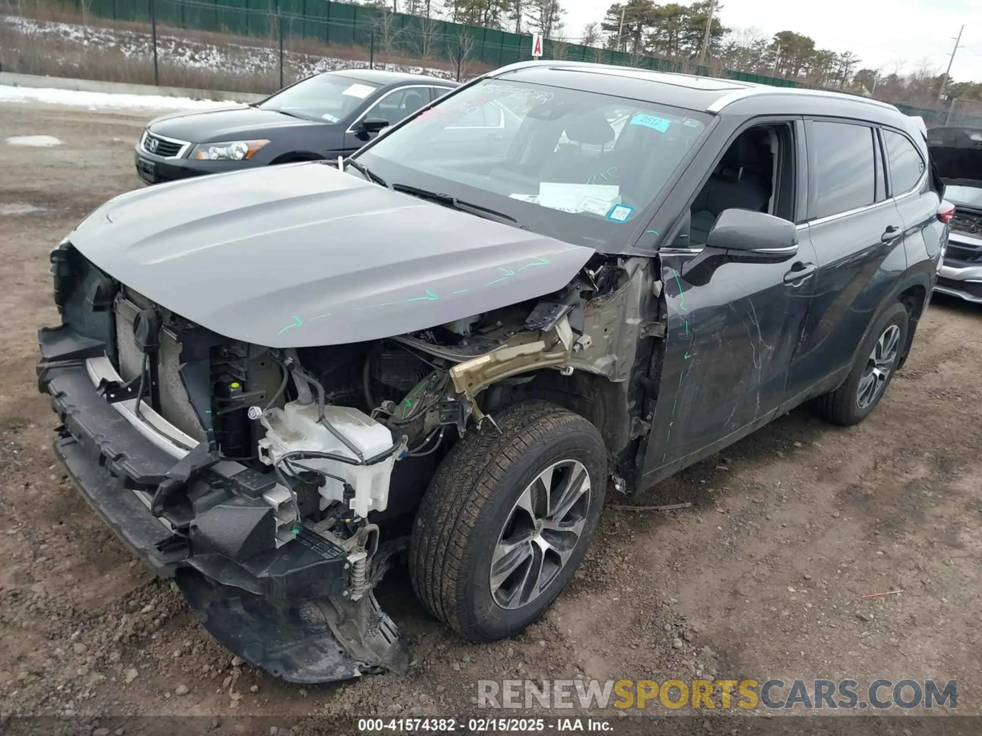 2 Photograph of a damaged car 5TDGZRBH6MS133358 TOYOTA HIGHLANDER 2021