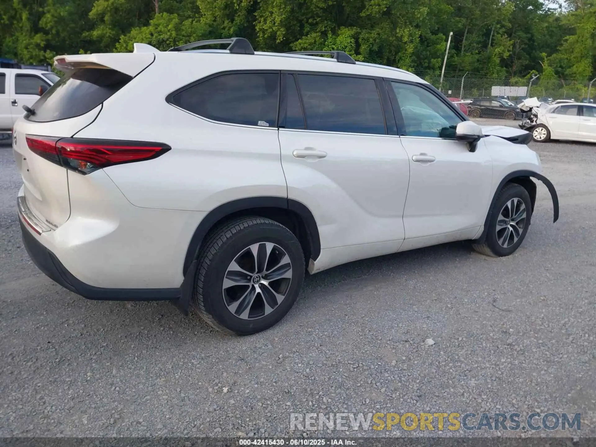 4 Фотография поврежденного автомобиля 5TDGZRBH7MS058721 TOYOTA HIGHLANDER 2021