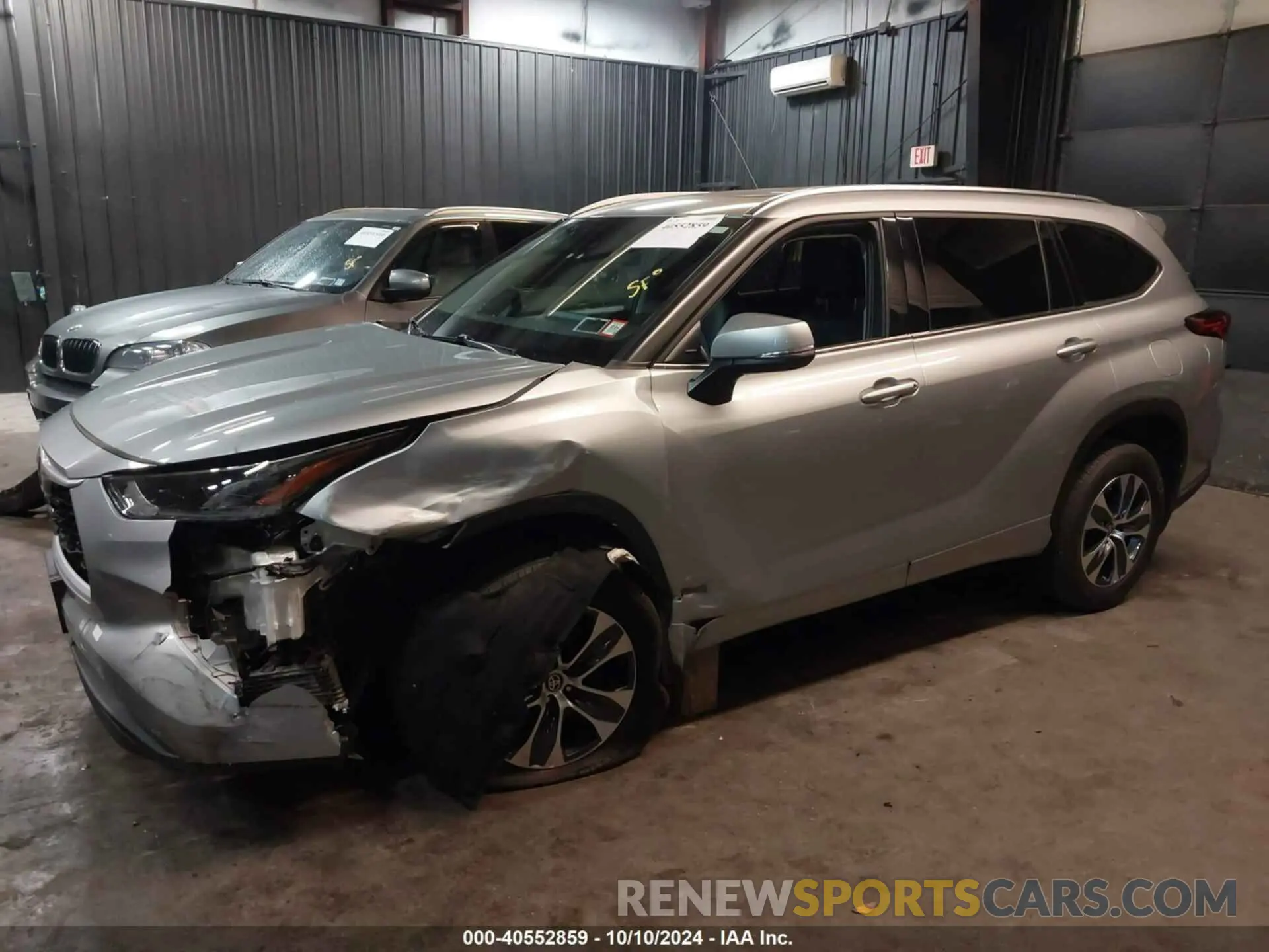 2 Photograph of a damaged car 5TDGZRBH7MS066690 TOYOTA HIGHLANDER 2021