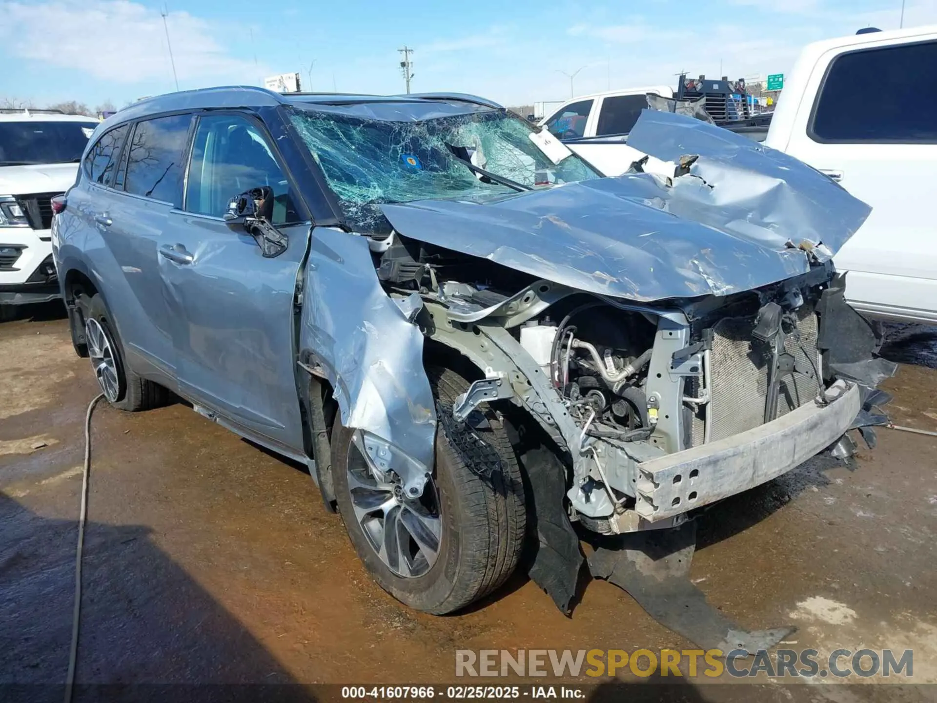 1 Фотография поврежденного автомобиля 5TDGZRBH8MS538038 TOYOTA HIGHLANDER 2021