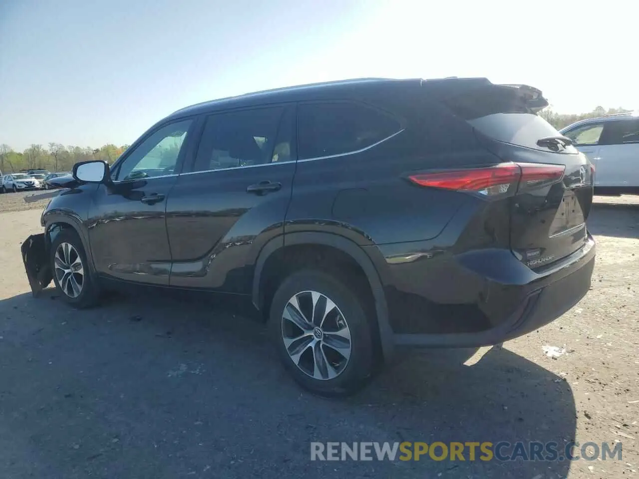 2 Photograph of a damaged car 5TDGZRBH8MS538668 TOYOTA HIGHLANDER 2021