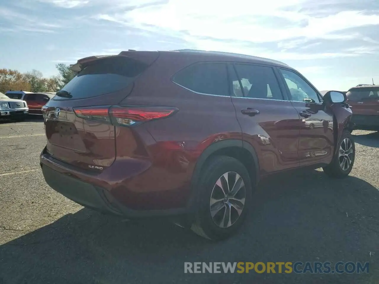 3 Photograph of a damaged car 5TDGZRBHXMS094774 TOYOTA HIGHLANDER 2021