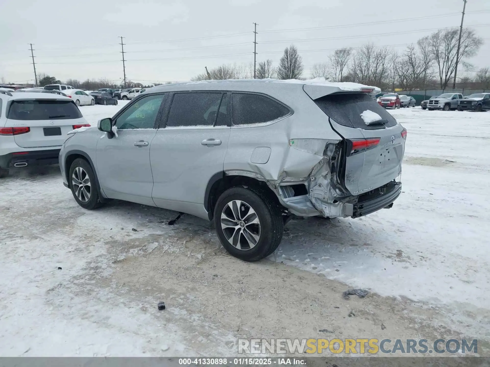 14 Photograph of a damaged car 5TDGZRBHXMS543600 TOYOTA HIGHLANDER 2021