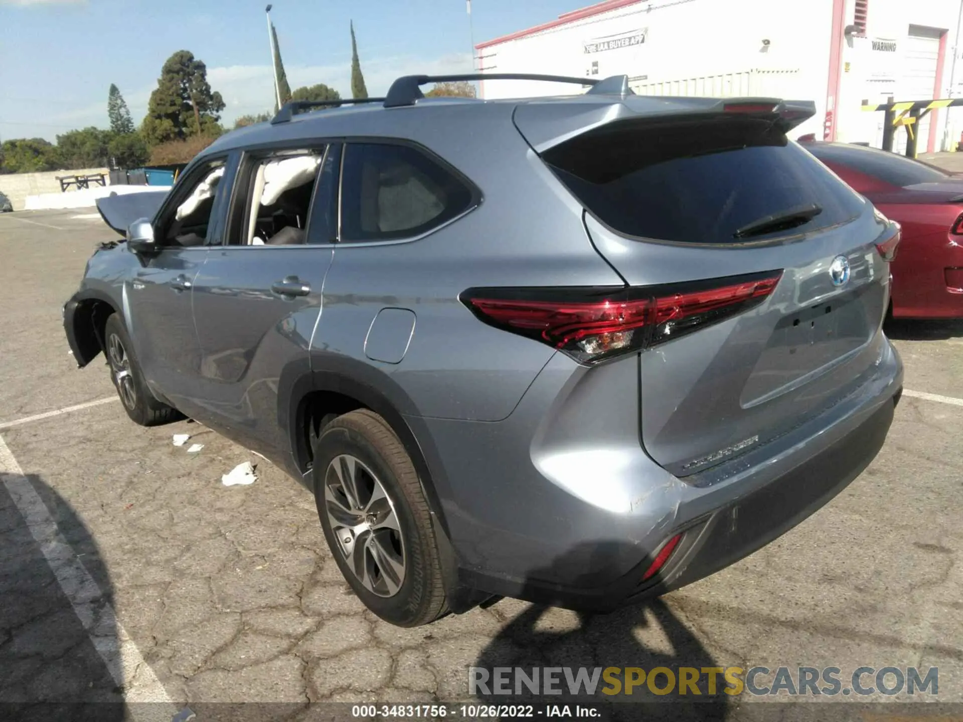 3 Photograph of a damaged car 5TDHARAH3MS009772 TOYOTA HIGHLANDER 2021