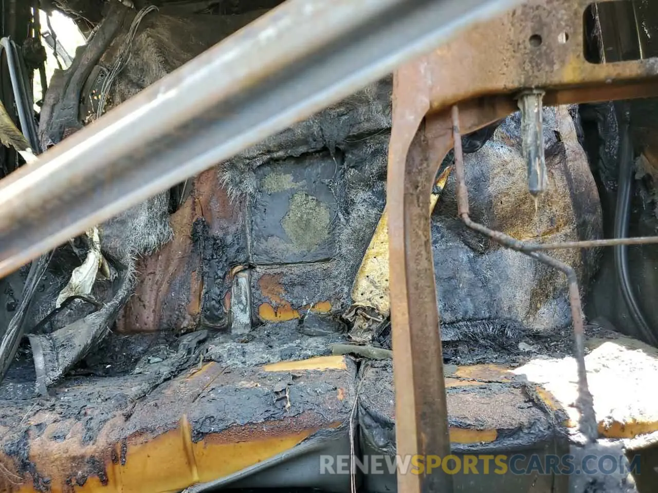 10 Photograph of a damaged car 5TDHBRCH1MS028122 TOYOTA HIGHLANDER 2021
