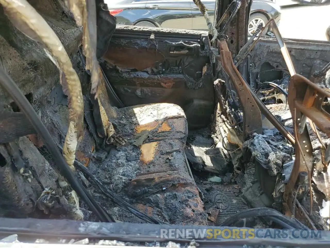11 Photograph of a damaged car 5TDHBRCH1MS028122 TOYOTA HIGHLANDER 2021