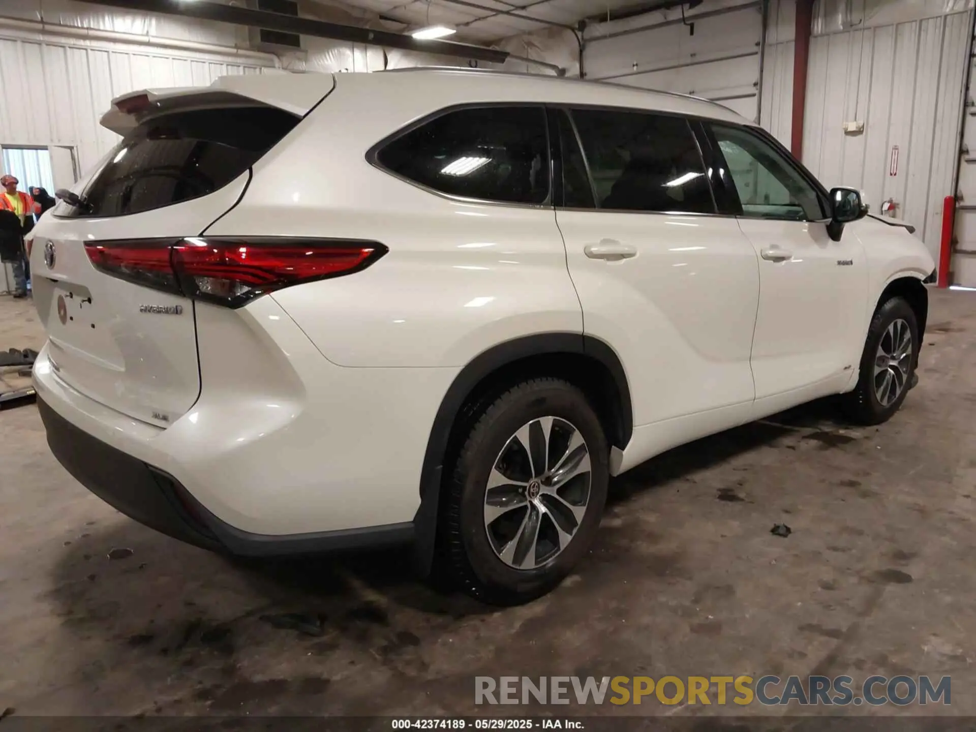4 Фотография поврежденного автомобиля 5TDHBRCH2MS515572 TOYOTA HIGHLANDER 2021