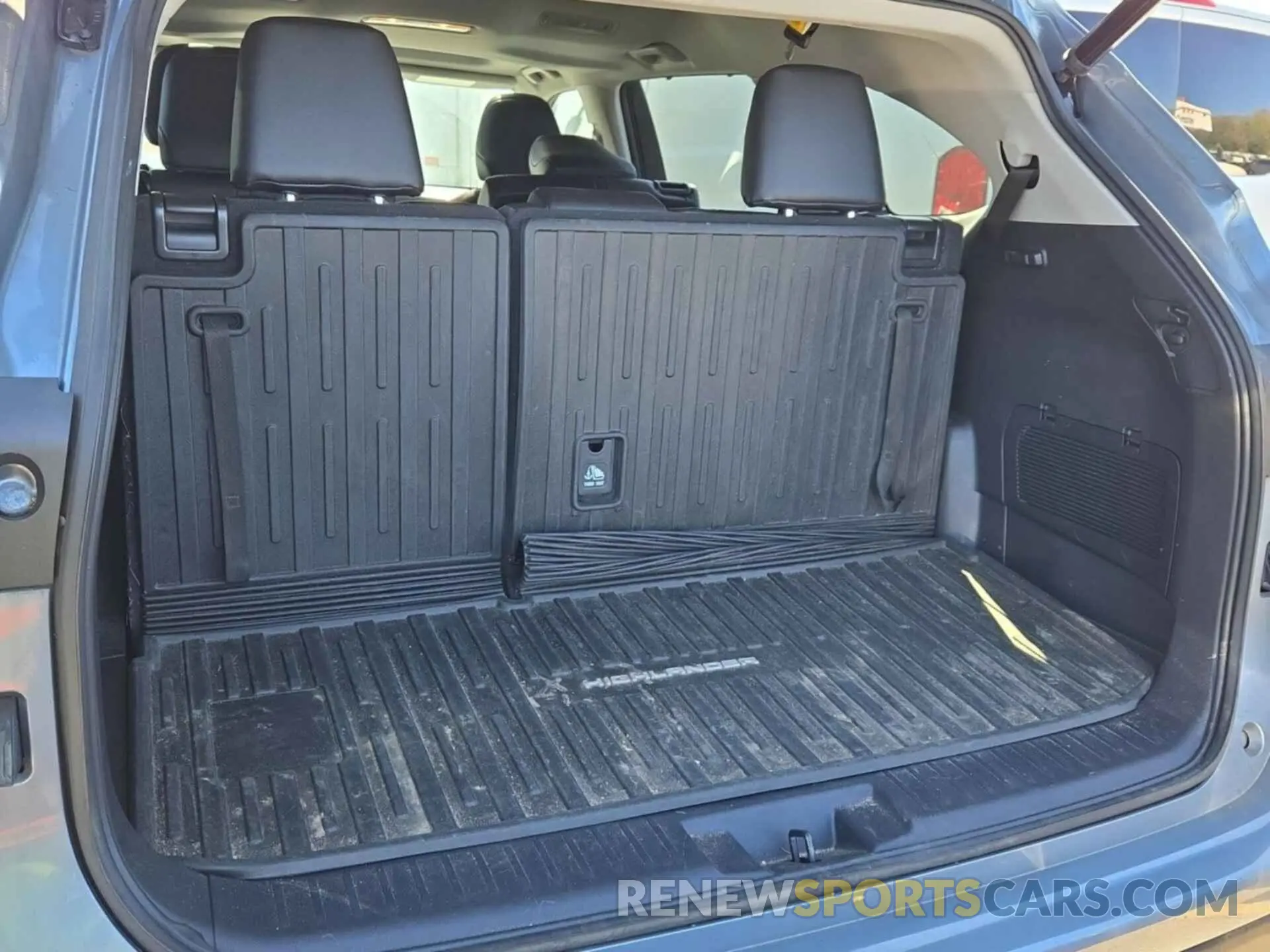 14 Фотография поврежденного автомобиля 5TDHBRCH3MS069349 TOYOTA HIGHLANDER 2021