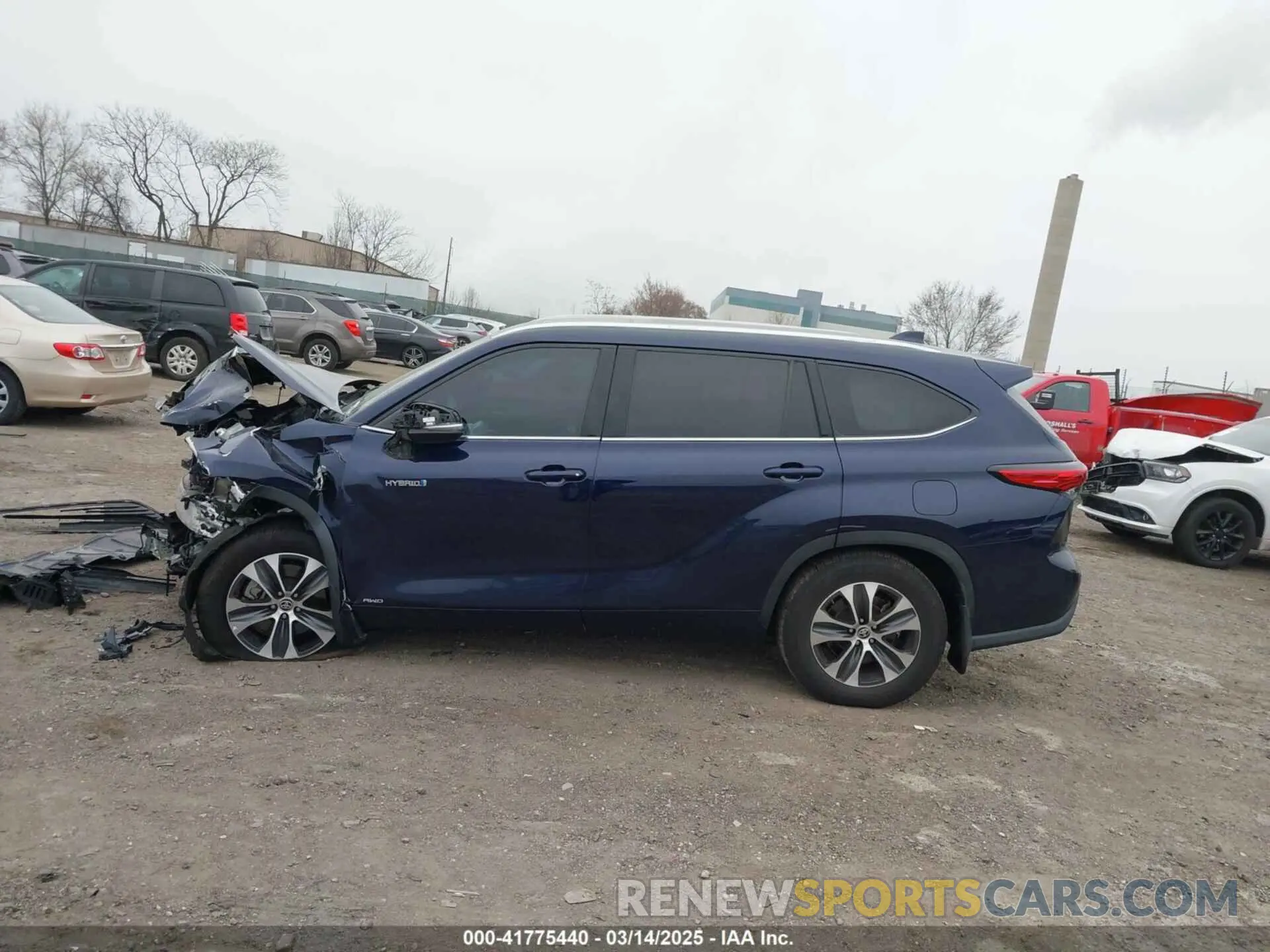 14 Photograph of a damaged car 5TDHBRCH5MS022744 TOYOTA HIGHLANDER 2021