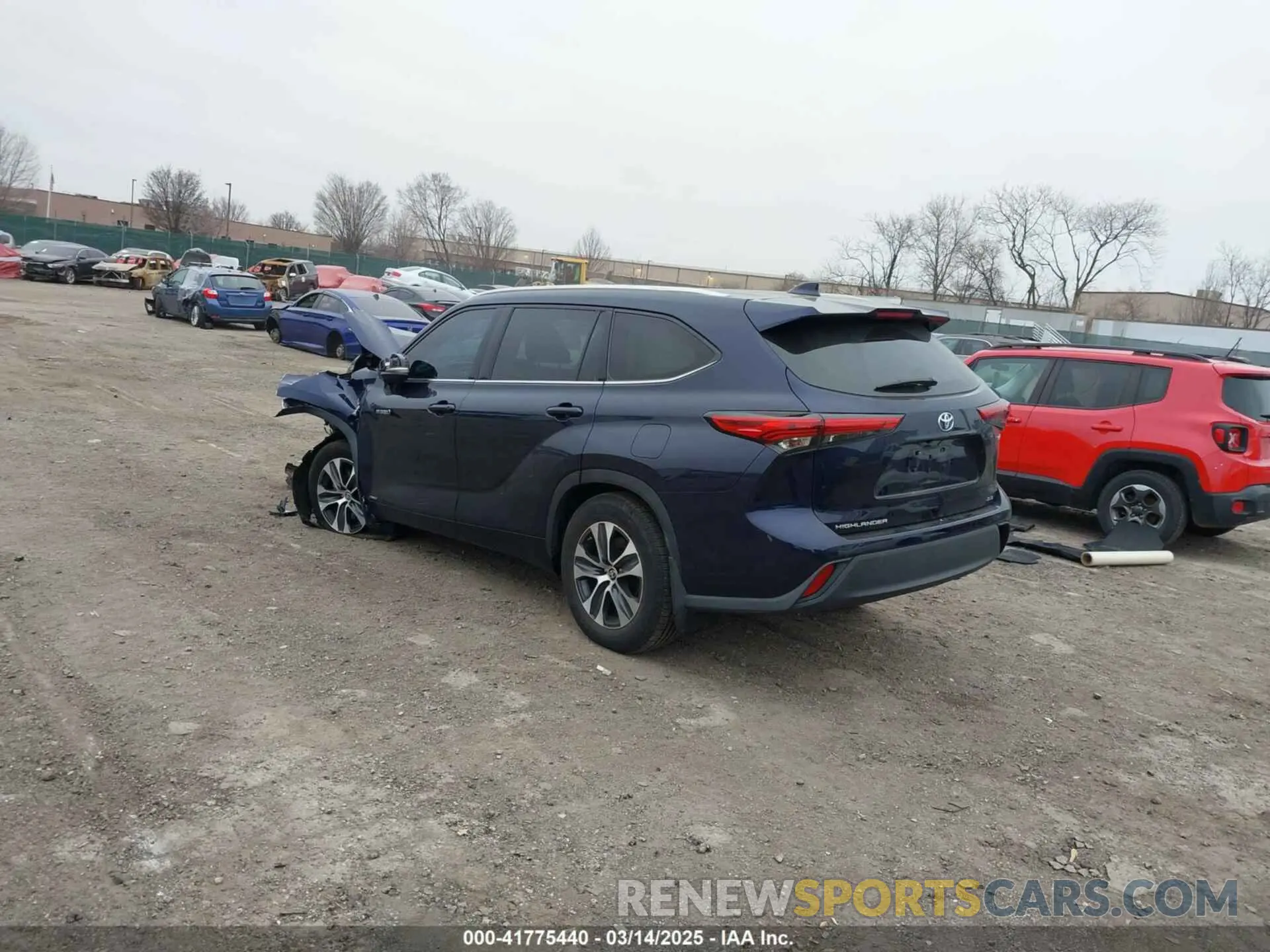 3 Photograph of a damaged car 5TDHBRCH5MS022744 TOYOTA HIGHLANDER 2021