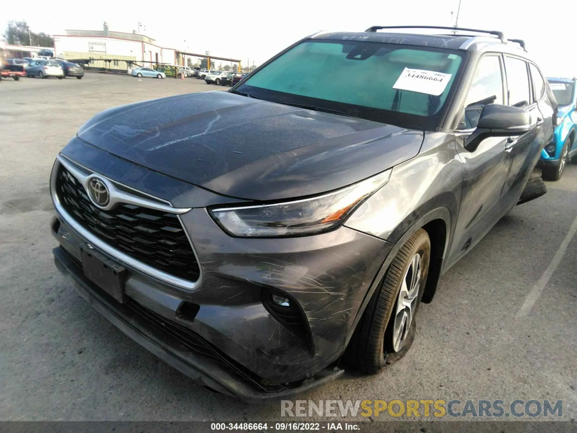 2 Photograph of a damaged car 5TDHZRAH0MS520431 TOYOTA HIGHLANDER 2021