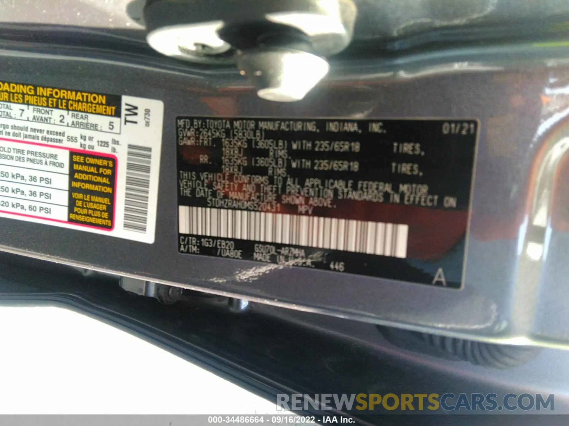 9 Photograph of a damaged car 5TDHZRAH0MS520431 TOYOTA HIGHLANDER 2021
