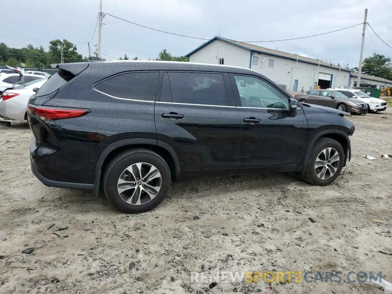 3 Photograph of a damaged car 5TDHZRBH5MS156246 TOYOTA HIGHLANDER 2021