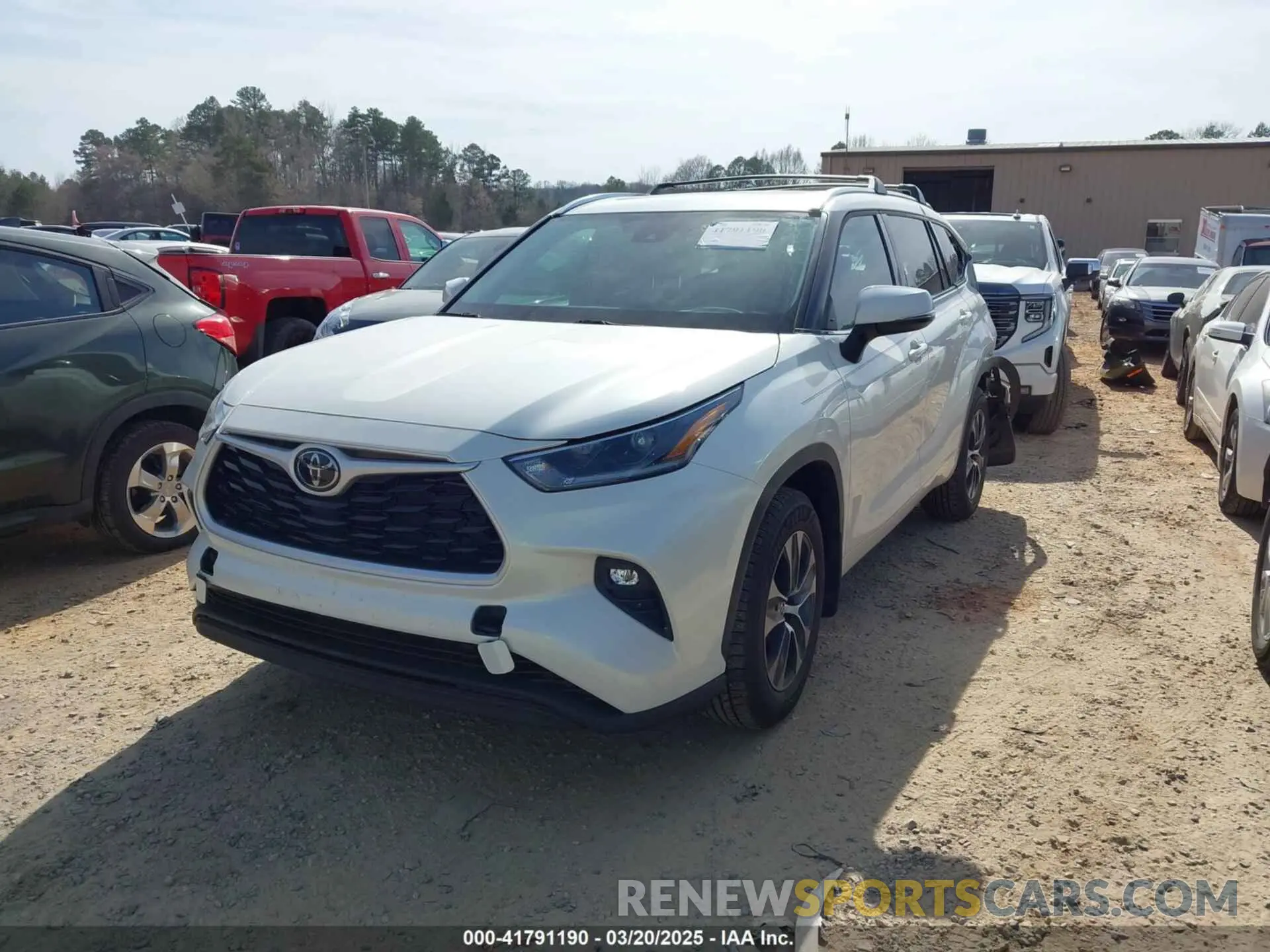 2 Photograph of a damaged car 5TDHZRBH6MS539502 TOYOTA HIGHLANDER 2021