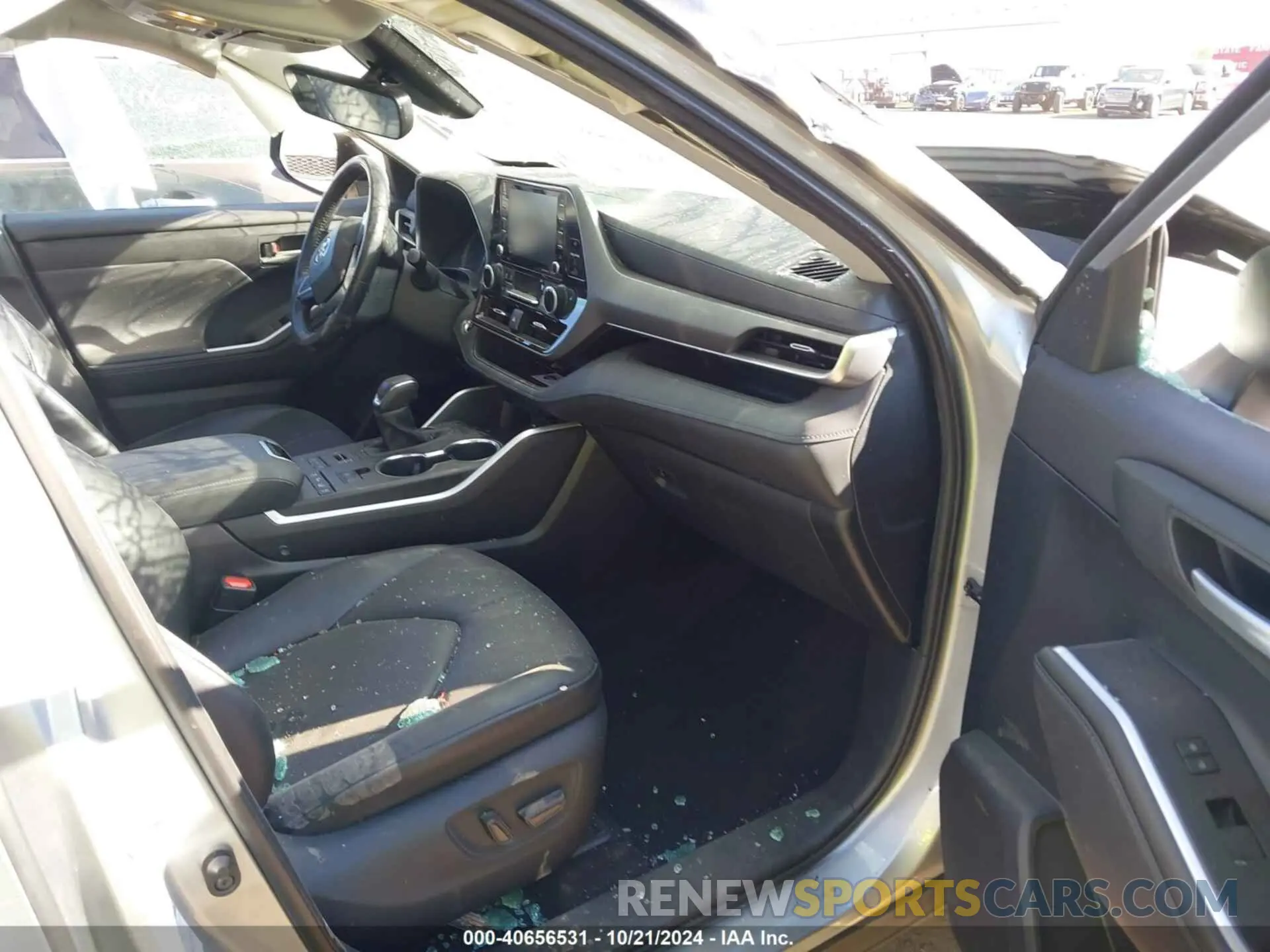 5 Photograph of a damaged car 5TDHZRBH9MS057655 TOYOTA HIGHLANDER 2021