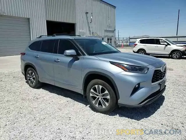 13 Photograph of a damaged car 5TDHZRBHXMS145095 TOYOTA HIGHLANDER 2021