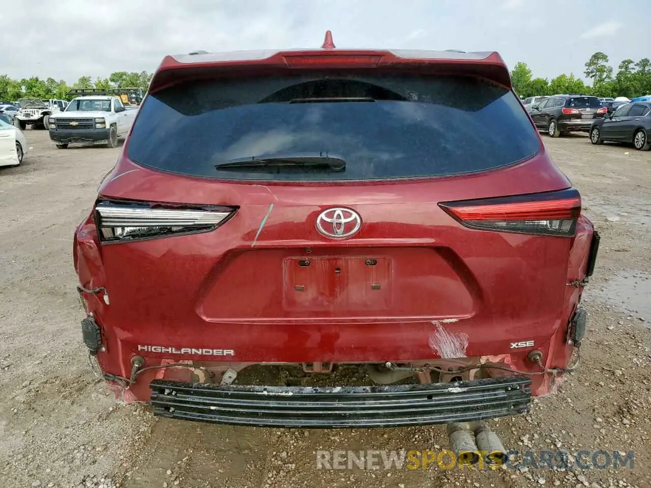 6 Photograph of a damaged car 5TDJZRAH6MS053405 TOYOTA HIGHLANDER 2021