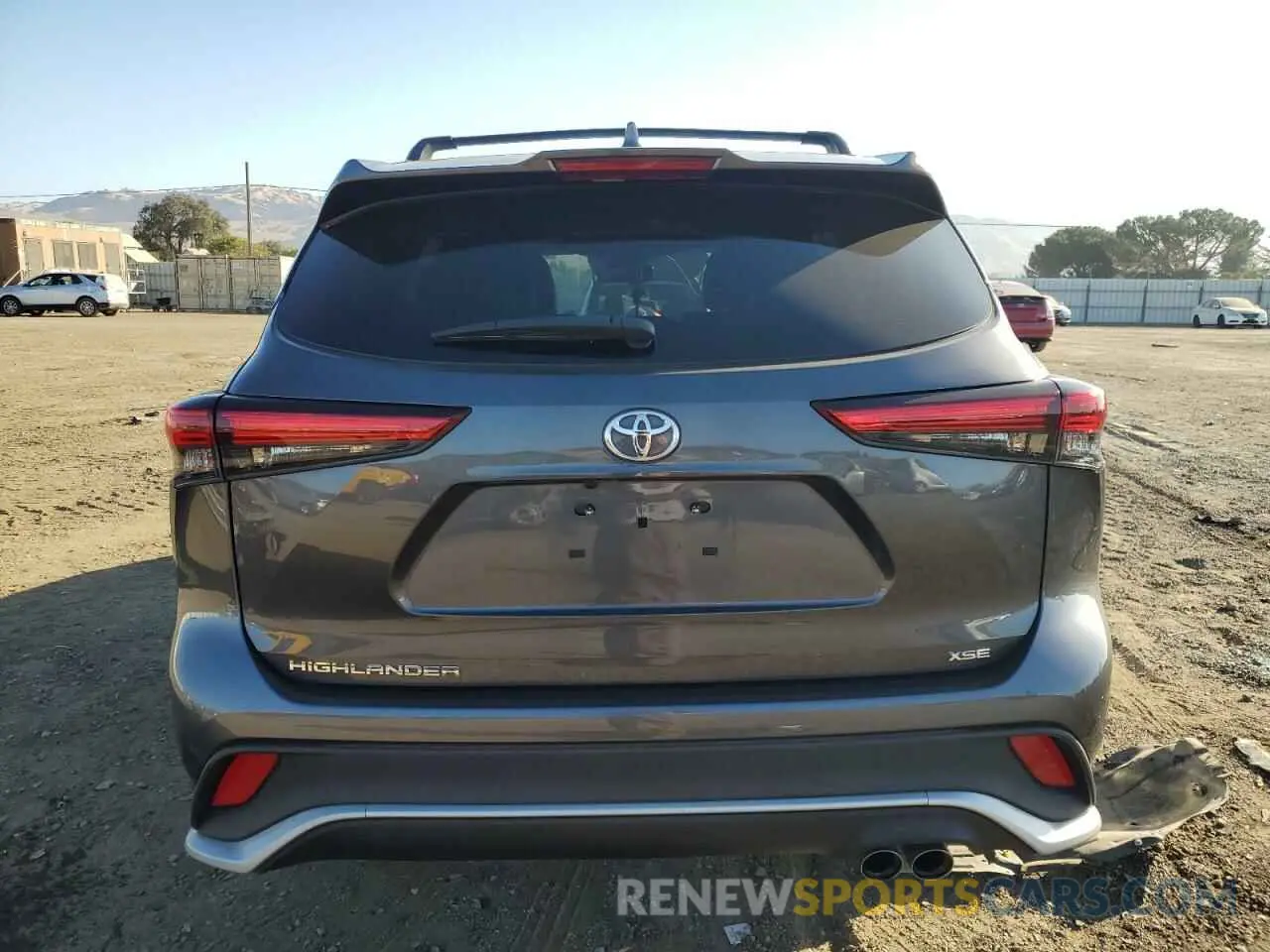 6 Photograph of a damaged car 5TDJZRAH8MS036945 TOYOTA HIGHLANDER 2021