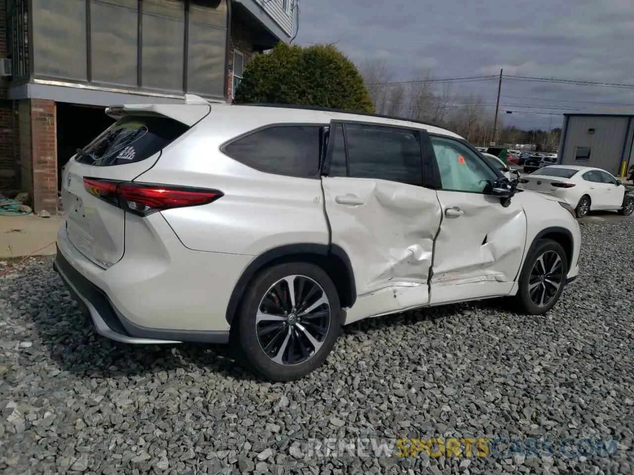 3 Фотография поврежденного автомобиля 5TDJZRBH1MS100404 TOYOTA HIGHLANDER 2021