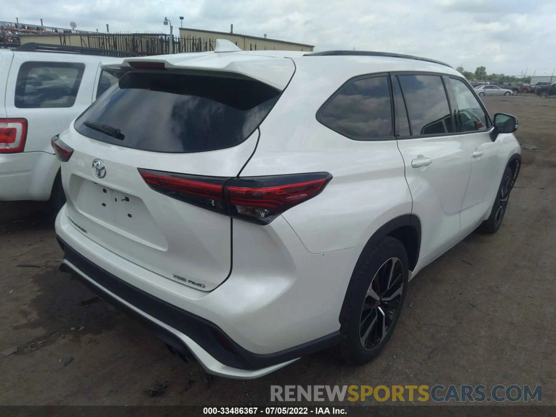 4 Фотография поврежденного автомобиля 5TDJZRBH5MS069108 TOYOTA HIGHLANDER 2021