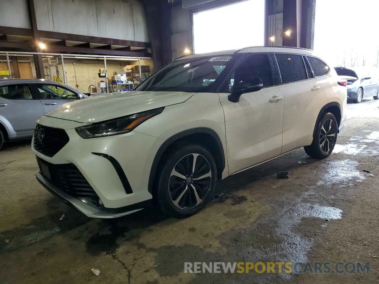 1 Photograph of a damaged car 5TDJZRBH8MS139426 TOYOTA HIGHLANDER 2021