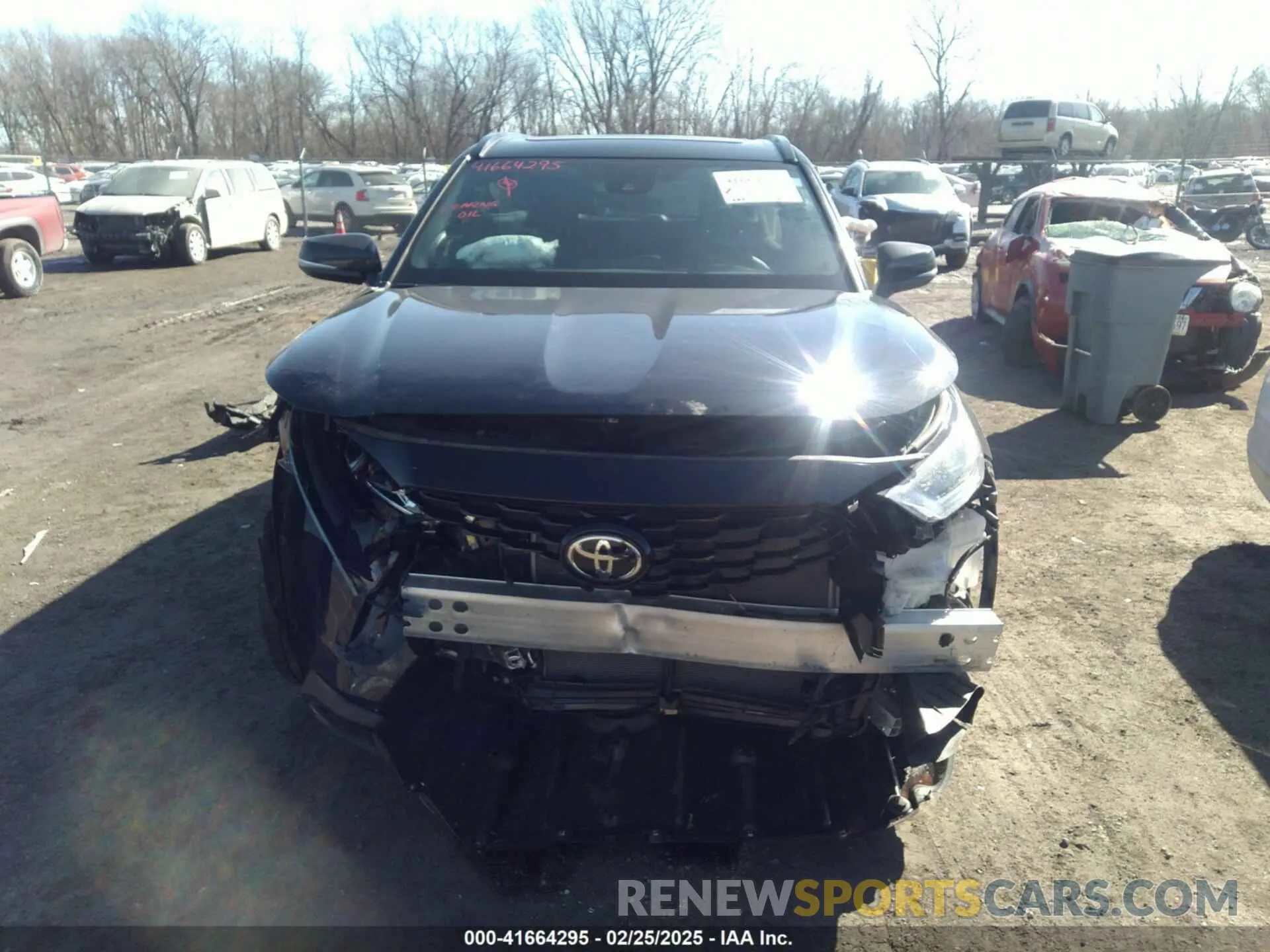 12 Photograph of a damaged car 5TDJZRBHXMS148998 TOYOTA HIGHLANDER 2021