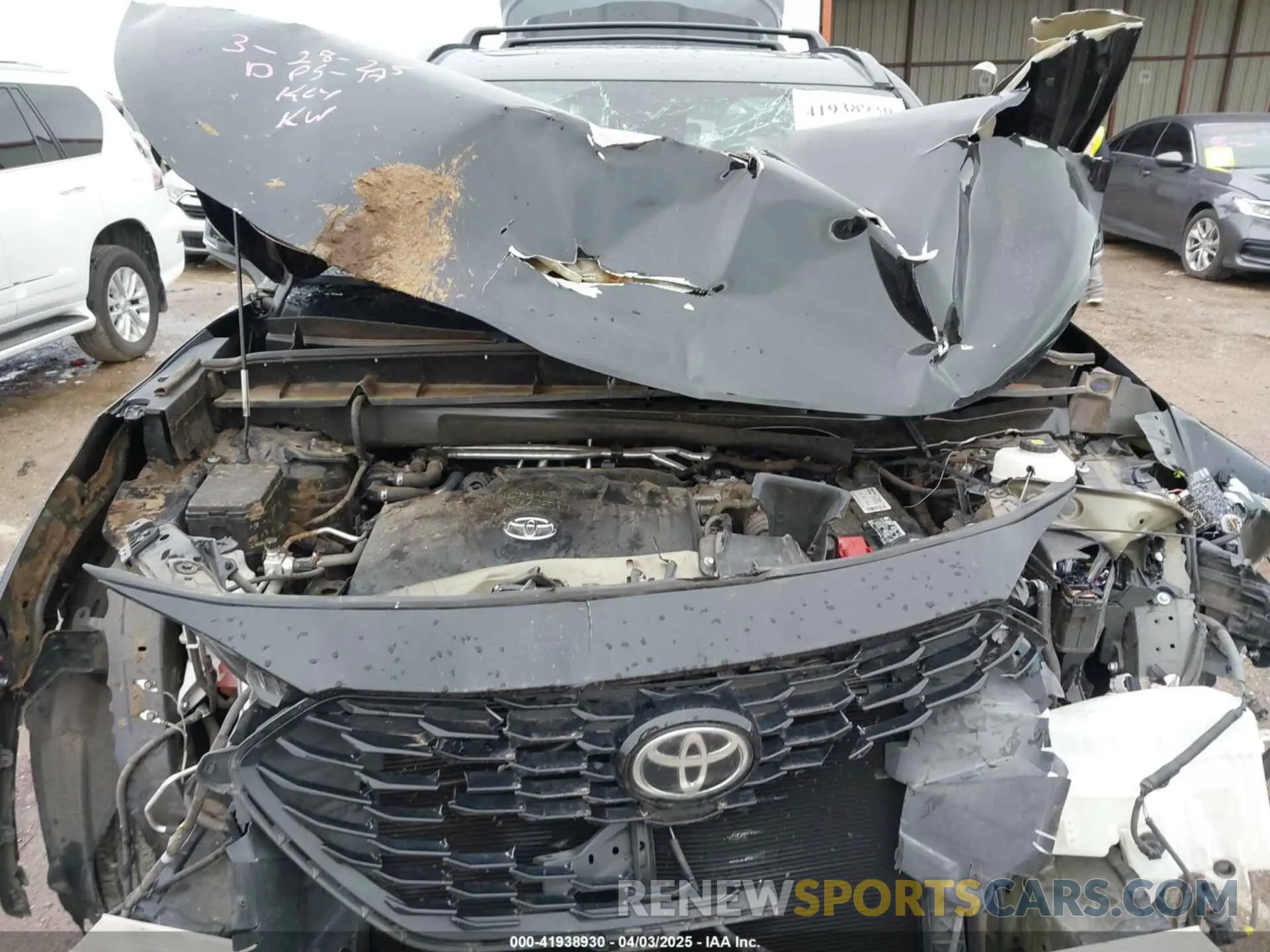 10 Photograph of a damaged car 5TDLZRAH5MS039469 TOYOTA HIGHLANDER 2021