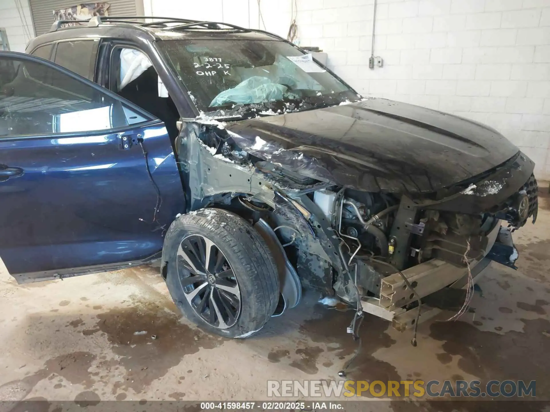1 Photograph of a damaged car 5TDLZRAH9MS064231 TOYOTA HIGHLANDER 2021