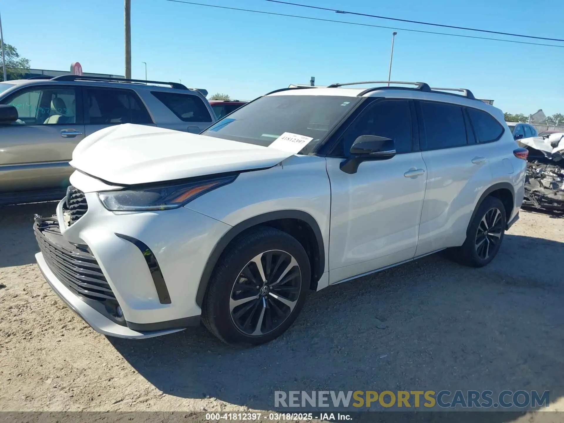 2 Photograph of a damaged car 5TDLZRAHXMS048670 TOYOTA HIGHLANDER 2021