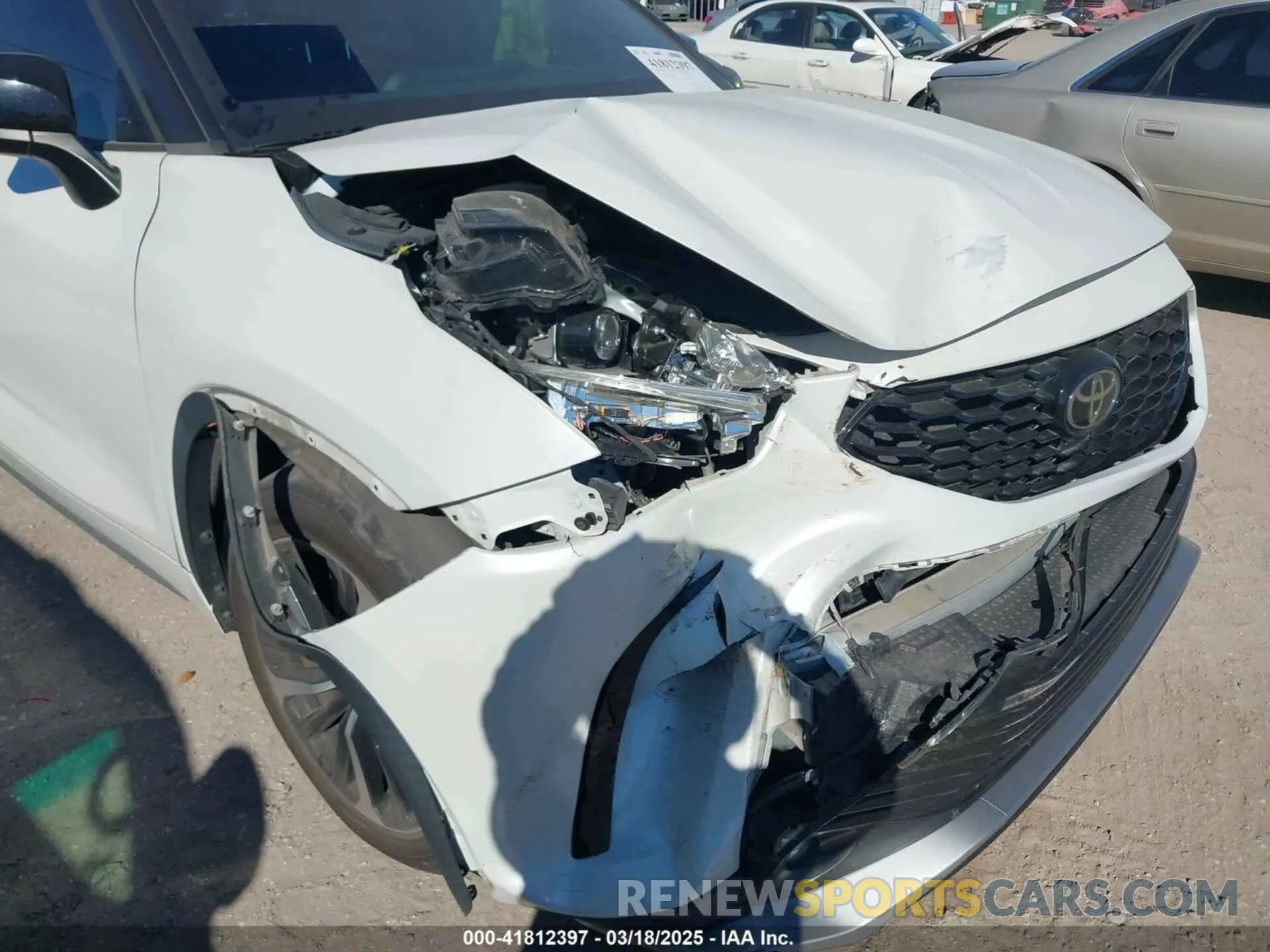 6 Photograph of a damaged car 5TDLZRAHXMS048670 TOYOTA HIGHLANDER 2021