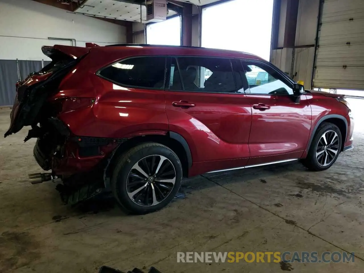 3 Photograph of a damaged car 5TDLZRBH3MS132098 TOYOTA HIGHLANDER 2021