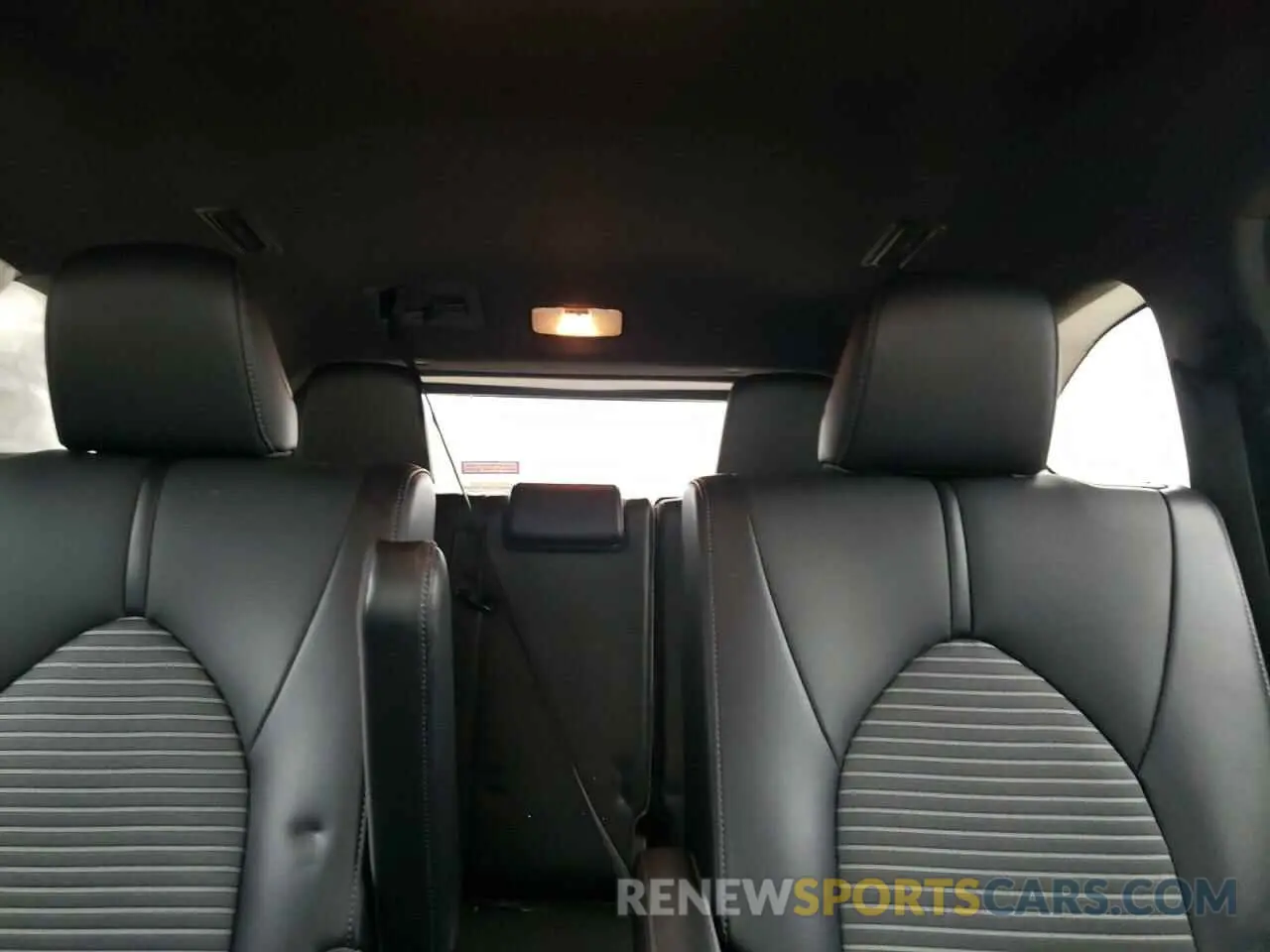 10 Фотография поврежденного автомобиля 5TDLZRBH4MS111888 TOYOTA HIGHLANDER 2021