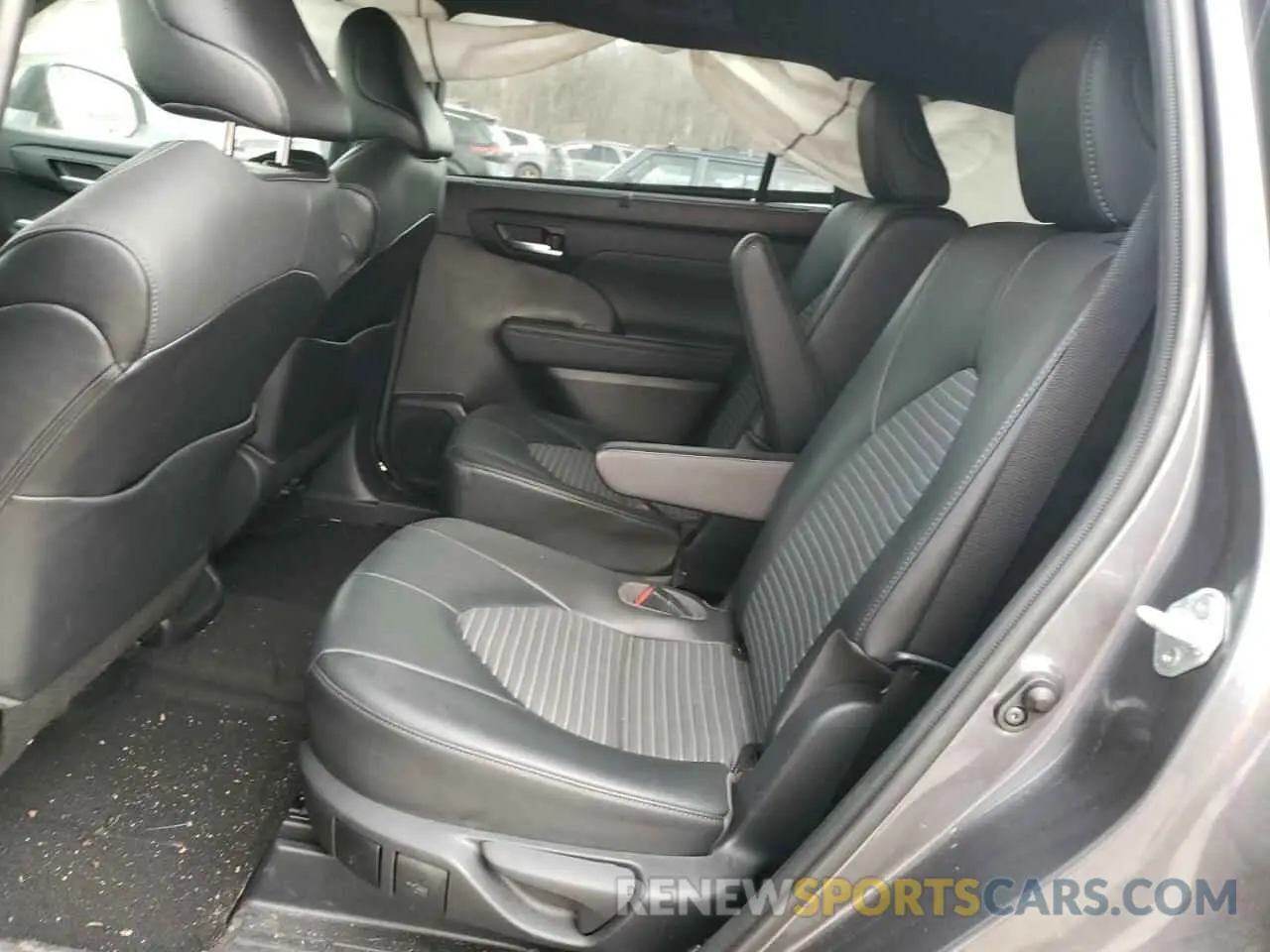 11 Фотография поврежденного автомобиля 5TDLZRBH4MS111888 TOYOTA HIGHLANDER 2021
